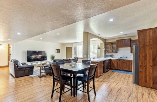 Foot Hills House | Provo Peaks- 30+ day stays