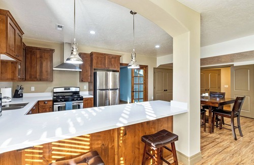 Foot Hills House | Provo Peaks- 30+ day stays