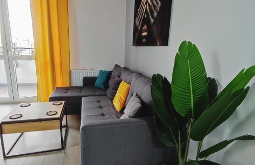 Annopol Apartment | Przytulne mieszkanie przy Kanale Żerańskim