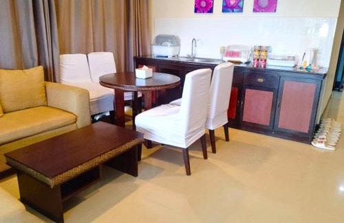 Puk Tian Apartment | Puektian Seaview Family Suite Pool