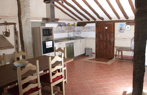 Sonseca Cottage | Puente Romano Rural House
