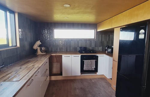 Pukehina House | Pukehina Beach, Coastal Tiny house farm stay