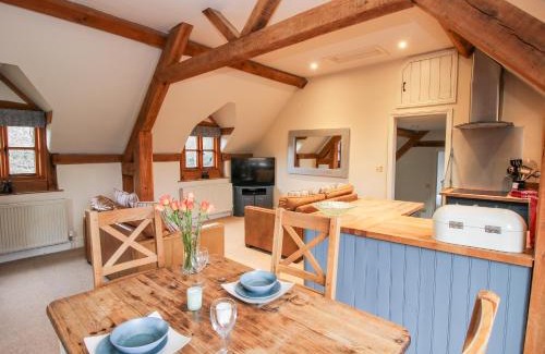 Montgomery House | Pultheley Cottage