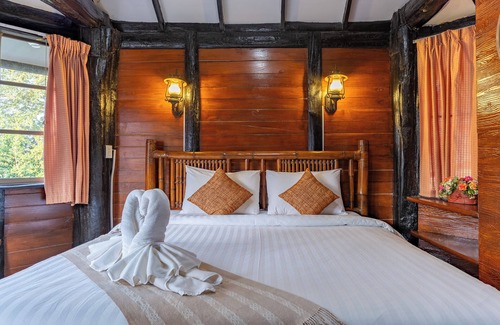 Sai Yok Hotel | Pung-waan Resort Kanchanaburi