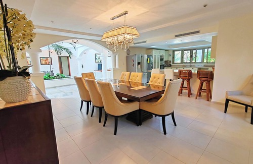 Bavaro Villa | Punta Cana 8BR Bachelor Party Coco Villas + Free Bonus