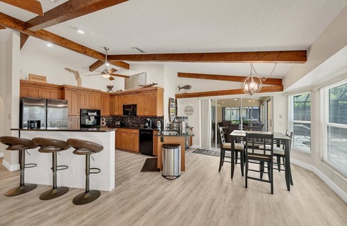 Punta Gorda House | Punta Gorda 3-Bedroom Canalfront Vacation Home with Dock