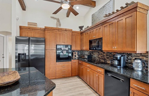 Punta Gorda House | Punta Gorda 3-Bedroom Canalfront Vacation Home with Dock