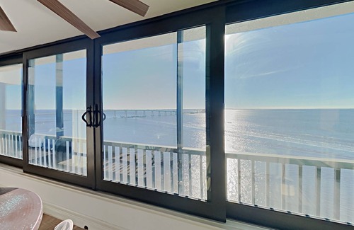 Punta Rassa Condo | Punta Rassa #906 Breathtaking Luxurious 2 bed Condo with Spectacular Views
