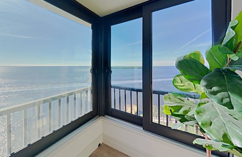 Punta Rassa Condo | Punta Rassa #906 Breathtaking Luxurious 2 bed Condo with Spectacular Views