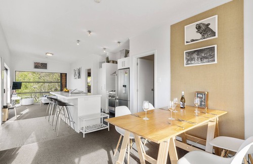 Pukawa Cabin | Puratoke Rise and Shine - Pukawa Holiday Home