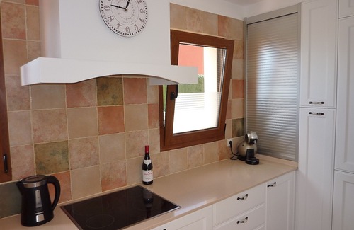 Caleta de Fuste Villa | Pure indulgence, Pool Table, Hot Tub, Amazing views, Free 300mb Wifi, Sky TV!