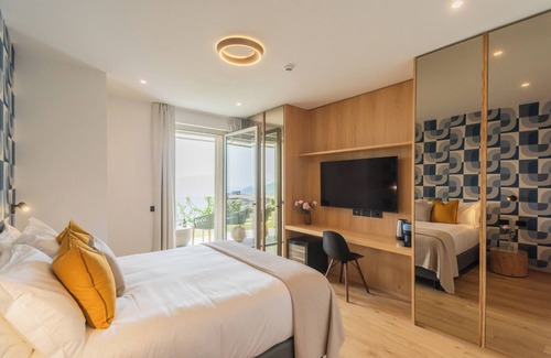 Como House | Pureview Luxury Suites, with breakfast & pool by Rent all Como