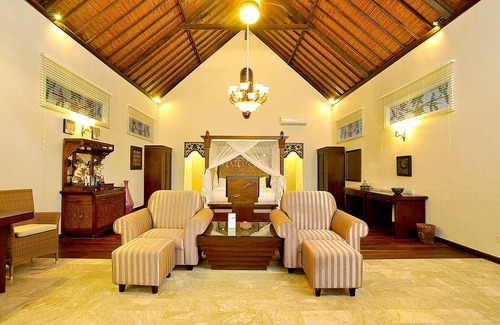Mangsit Hotel | Puri Mas Boutique Resort & Spa