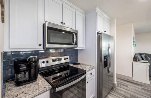 Galveston House | Purple Pelican By The Sea