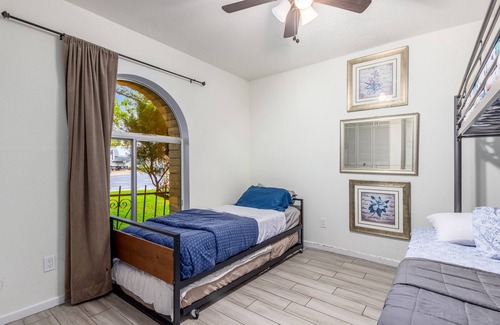 La Paz At Desert Springs House | Put, Swim, Play at The Caddy Shack Home