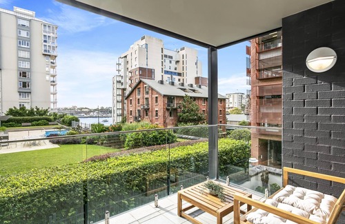 Pyrmont Apartment | Pyrmont - BOW14 - Bowman Street - Pyrmont Paradise | Relaxed living with gym pool