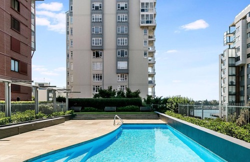 Pyrmont Apartment | Pyrmont - BOW14 - Bowman Street - Pyrmont Paradise | Relaxed living with gym pool