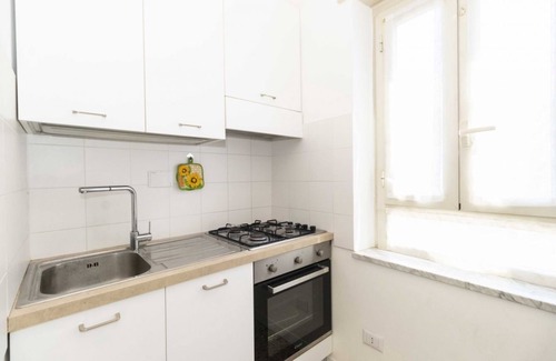 Mirafiori Apartment | Pythagoras Functional Flat x4 with Balcony