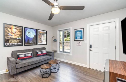 Biddleville House | QC House of the 80s