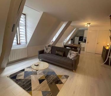 Dieppe Apartment | QUAI 65 , 3 pièces sur le port, à 250 m de la rue piétonne et de la mer