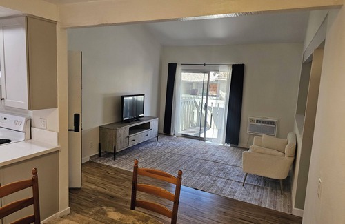 Westmont Condo | Quail Creek Retreat! Come enjoy a fully remodeled Condo!