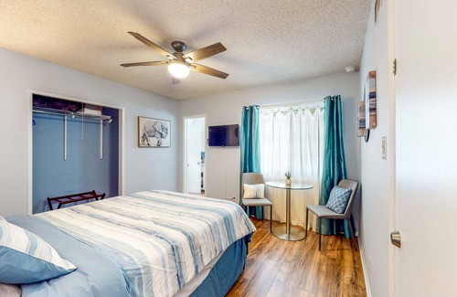 North Hills West House | Quaint Apartment in the City with a Patio