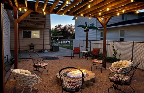 West Bountiful House | Quaint Cul-de-Sac Golf Course Getaway in West Bountiful