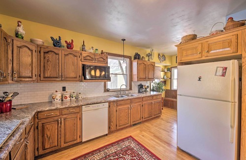 Watertown House | Quaint & Family-Friendly Watertown Farmhouse!