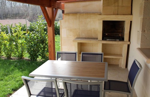 Castelnaud-la-Chapelle House | Quaint Holiday Home in Castelnaud-la-Chapelle