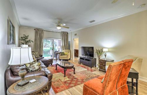 Merritt Island Apartment | Quaint Merritt Island Condo with Pool Access!