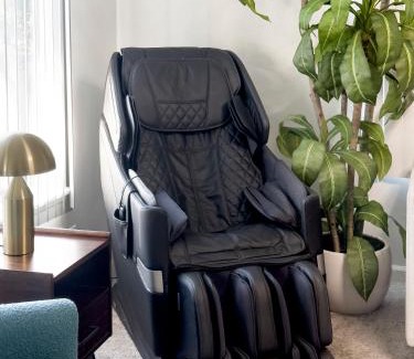 Ventura House | Quaint Mid-Century Cottage by the Coast