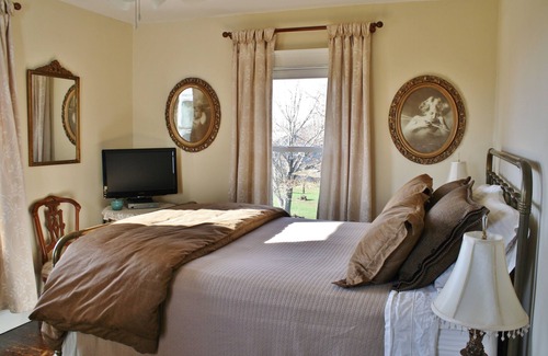 Town of Clermont Other | Quaint, Picturesque Country Farmhouse near Bard College, Omega & HITS