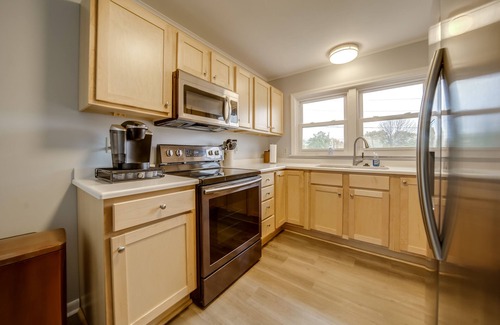 Ripley Cottage | Quaint Ripley Retreat - 5 Mi to Ripley Beach!