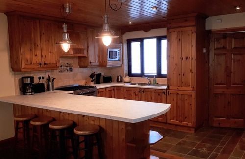 Killarney House | Quaint with the Perfect Location Row House in Killarney Town Centre