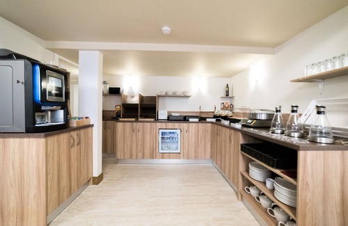 Les Chalets - Saint-Aubin - Saint-Etienne Hotel | Quality Hotel Toulouse Centre