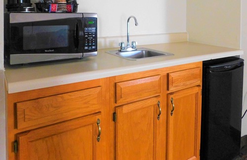 Thomasville Hotel | Quality Inn And Suites