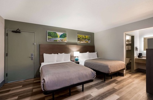 Southwestern Sacramento Hotel | Quality Inn Elk Grove/Sacramento