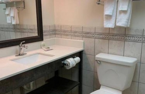 Franklin Hotel | Quality Inn Franklin