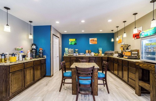 Great Bend Hotel | Quality Inn Great Bend