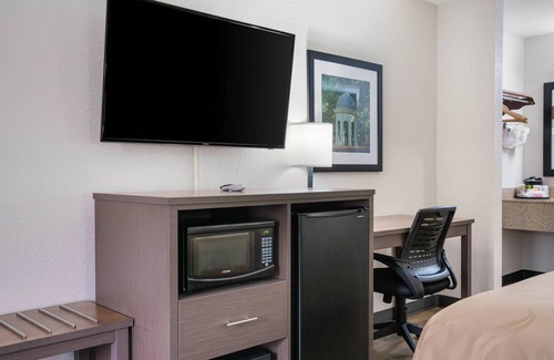 Greenville Hotel | Quality Inn Greenville near University