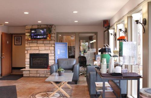 Gunnison Hotel | Quality Inn Gunnison-Crested Butte