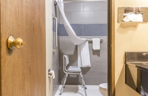 Lamar Hotel | Quality Inn Lamar