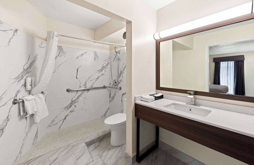 Mason Hotel | Quality Inn Mason Near Kings Island