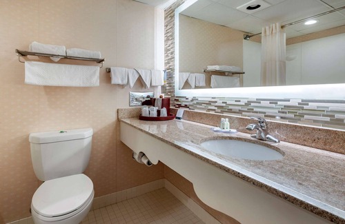 Lansdale Hotel | Quality Inn Montgomeryville - Philadelphia