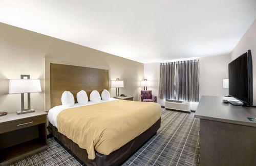 Carlsbad Hotel | Quality Inn & Suites Carlsbad Caverns Area