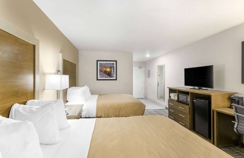 Carlsbad Hotel | Quality Inn & Suites Carlsbad Caverns Area