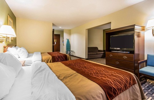 Haubstadt Hotel | Quality Inn & Suites Evansville North