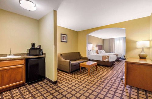 Georgetown Hotel | Quality Inn & Suites Georgetown - Seaford