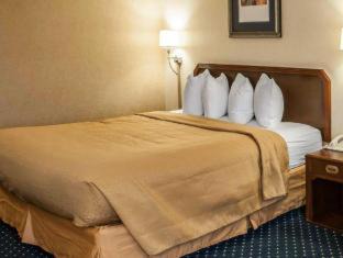Goshen Hotel | Quality Inn & Suites Goshen