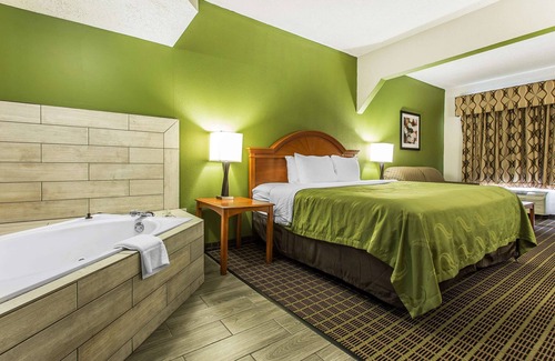 Orangeburg Hotel | Quality Inn & Suites Orangeburg